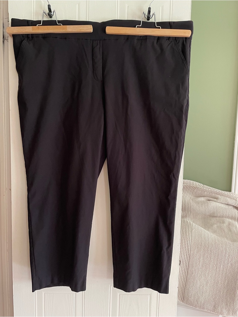 Penningtons Petite Black Women’s Pants Straight Leg Like New Plus Size 30P
